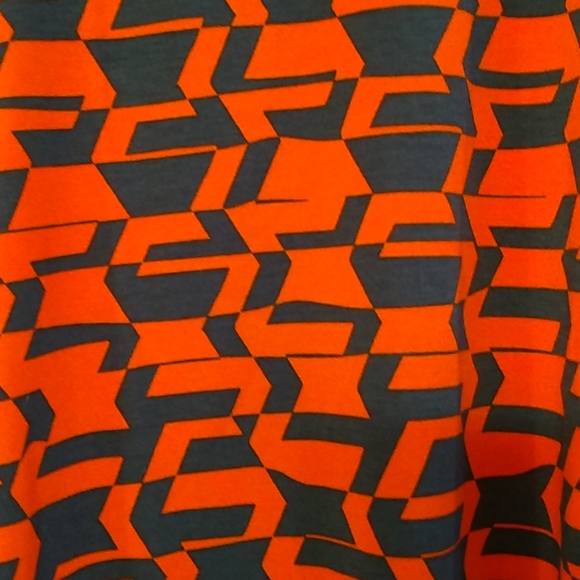 Lularoe Tops (2 piece) - Picture 4 of 6